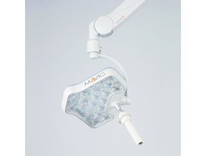 Double bras compensé avec lampe YLED-1F diaphragme réglable 70k lux avec poignée stérilisable et alim.