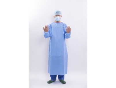 Standard surgical gown size S: 115x140cm + 2 hand towels - box of 50